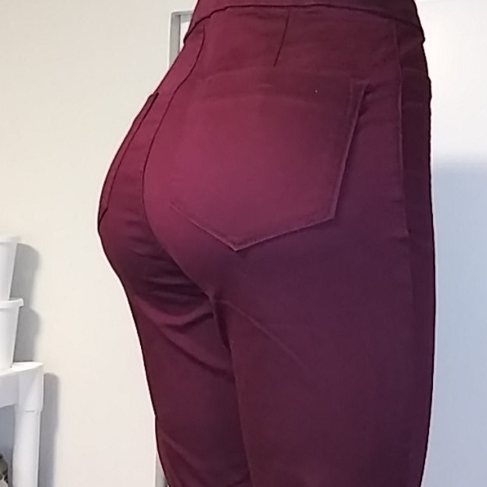 👖Nwt No boundaries high rise curvy  jegging - Picture 7 of 11